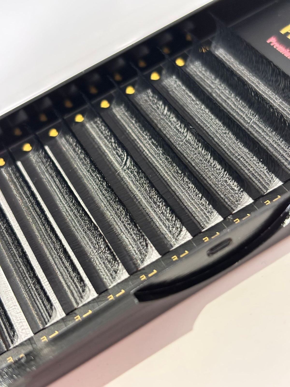 Extensiones de pestañas curva C