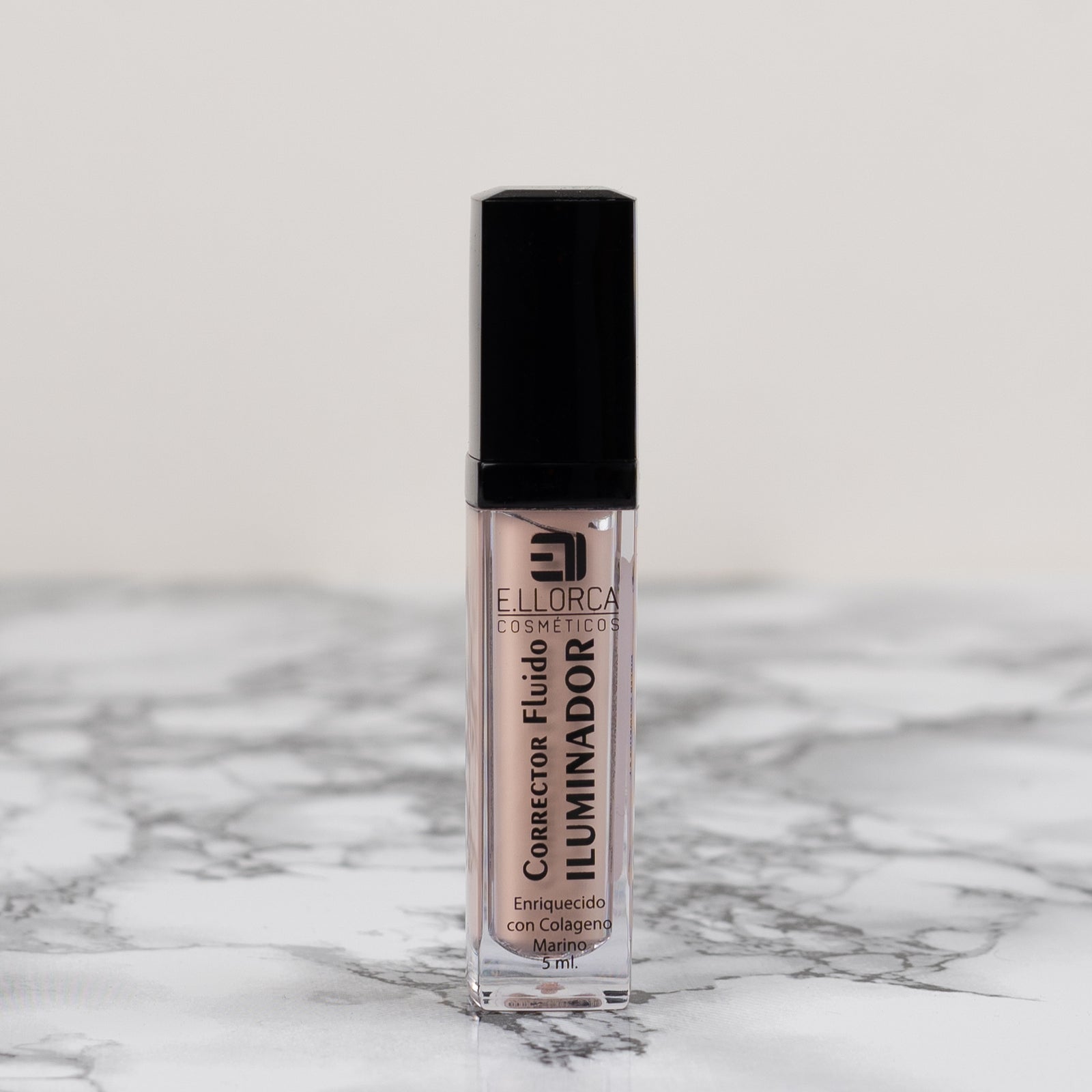 Corrector Fluido Iluminador By E.Llorca