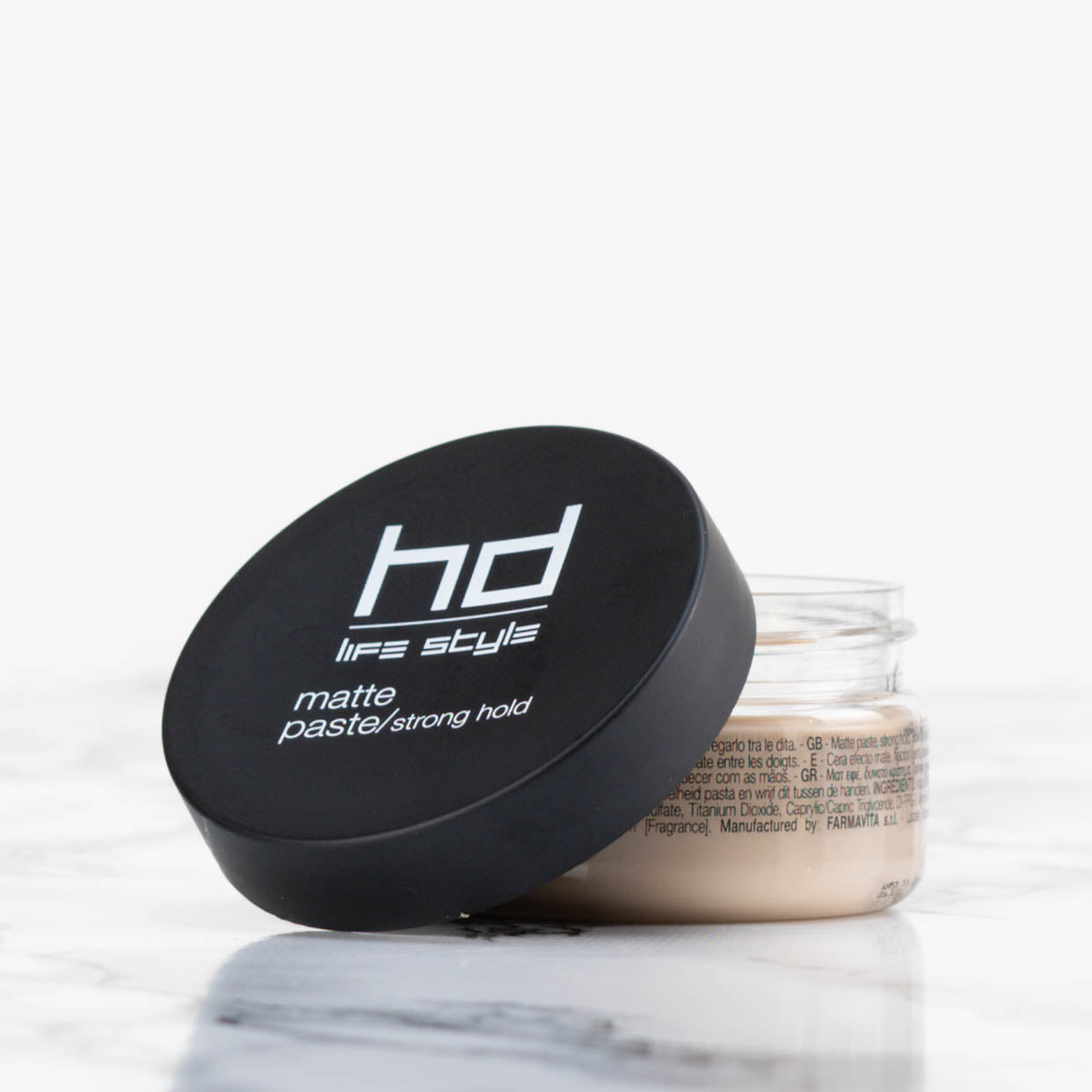 Matte Paste HD Lifestyle by Farmavita