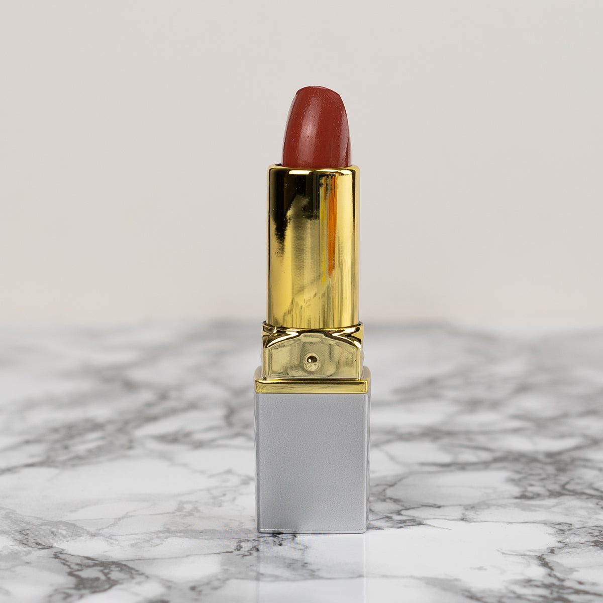 Barra de labios larga duración By E.Llorca