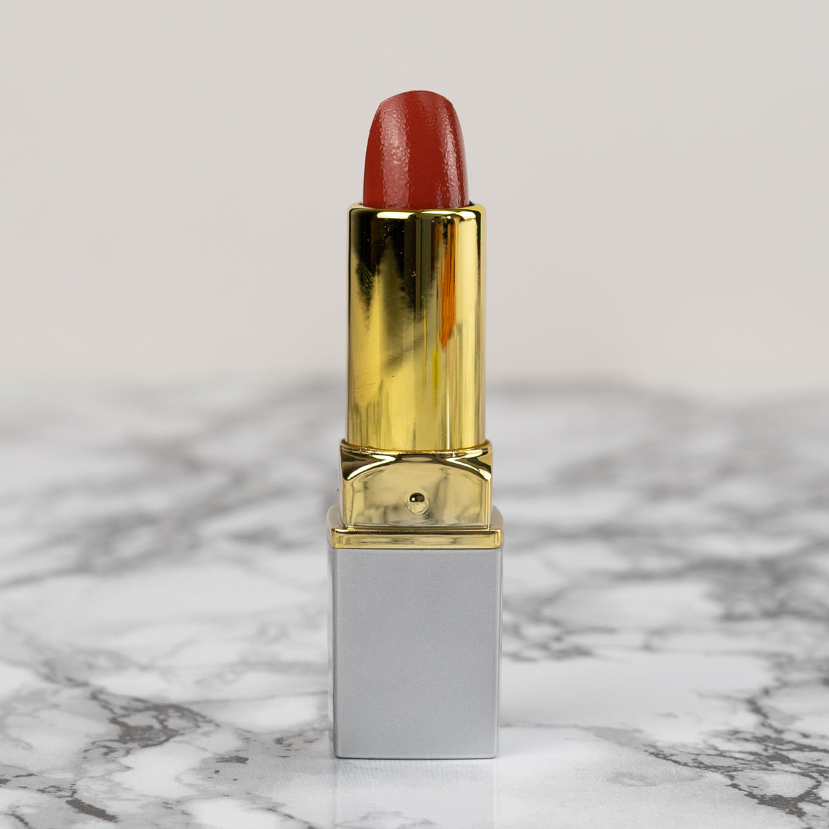 Barra de labios larga duración By E.Llorca