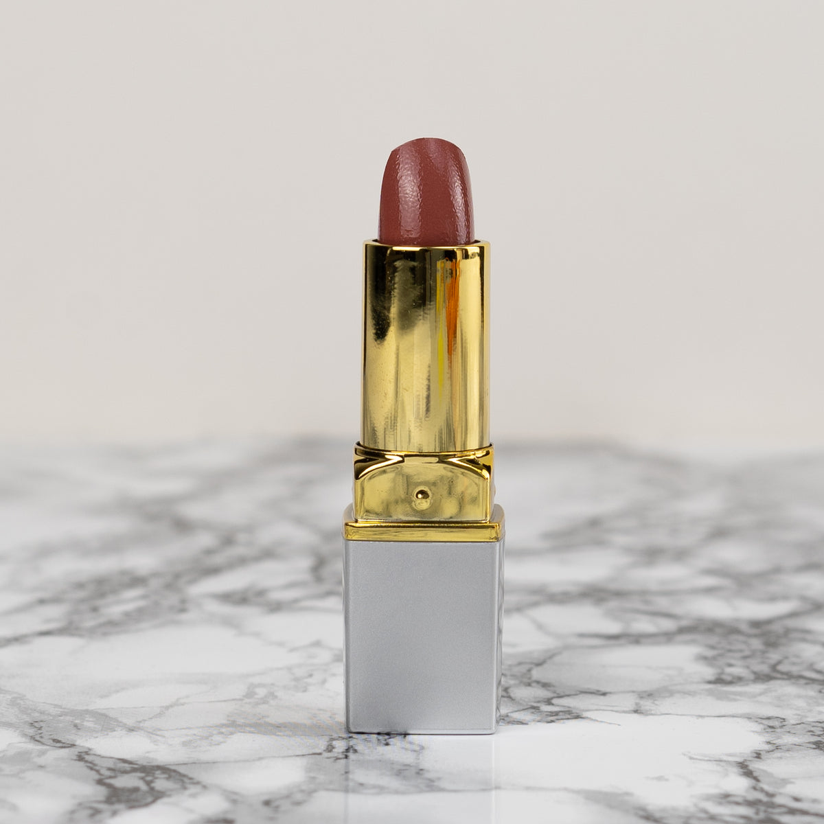 Barra de labios larga duración By E.Llorca