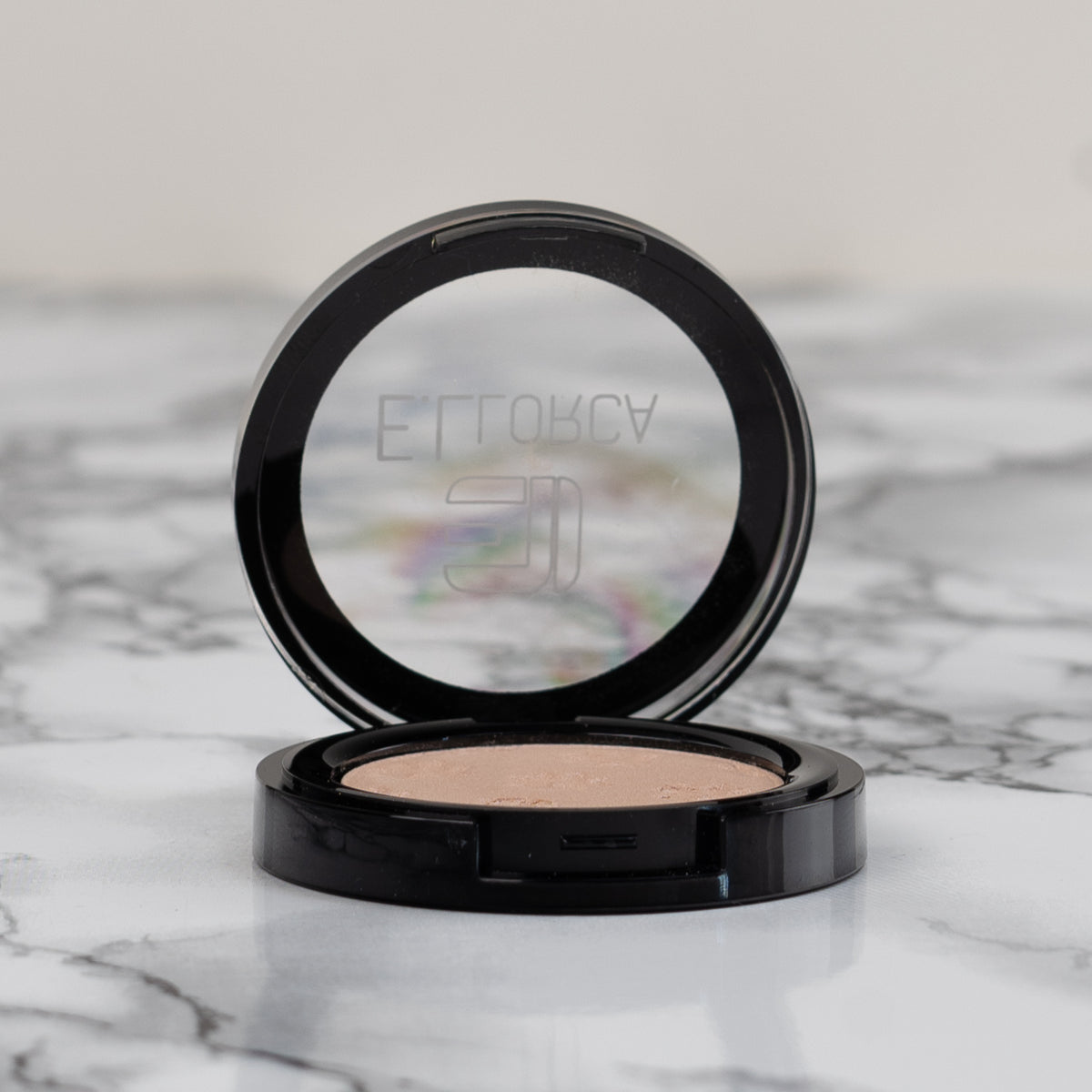 Sombra de Ojos By E.Llorca