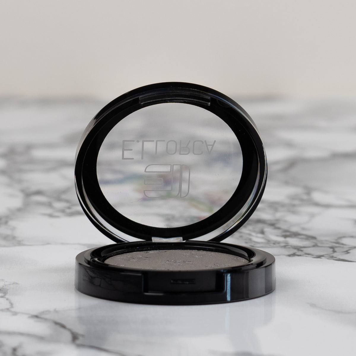 Sombra de Ojos By E.Llorca